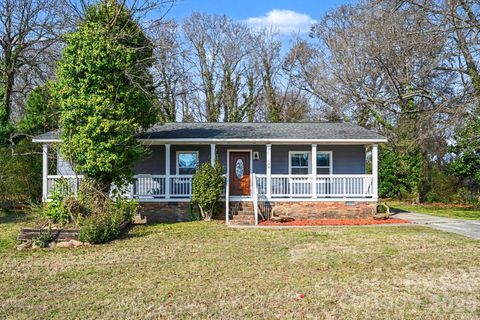 104 W Louisiana Avenue Bessemer City NC 28016