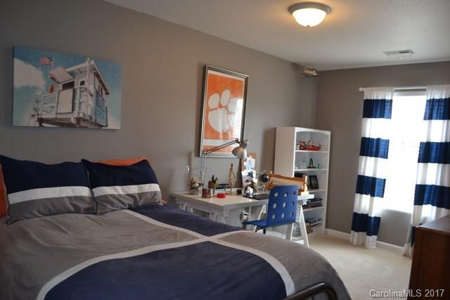 Clover Meadows - Residential