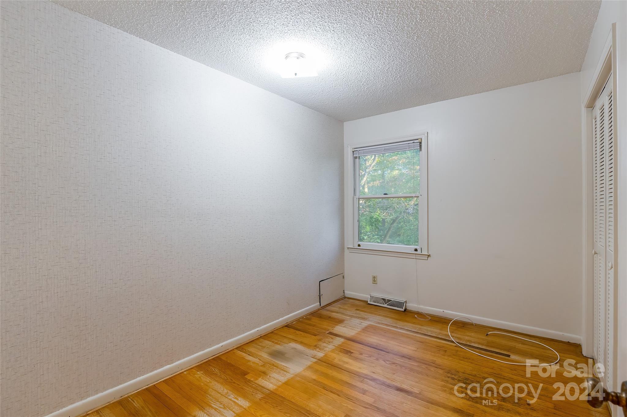 Camelot Woods - Residential