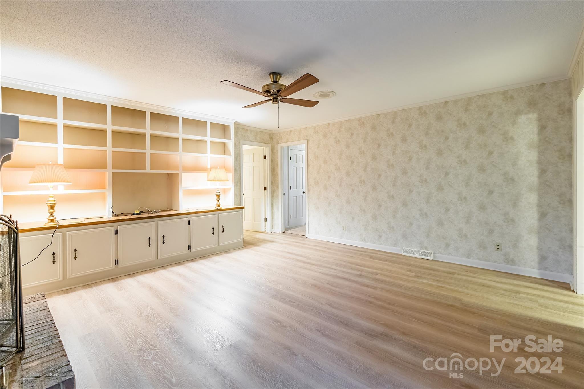 Camelot Woods - Residential