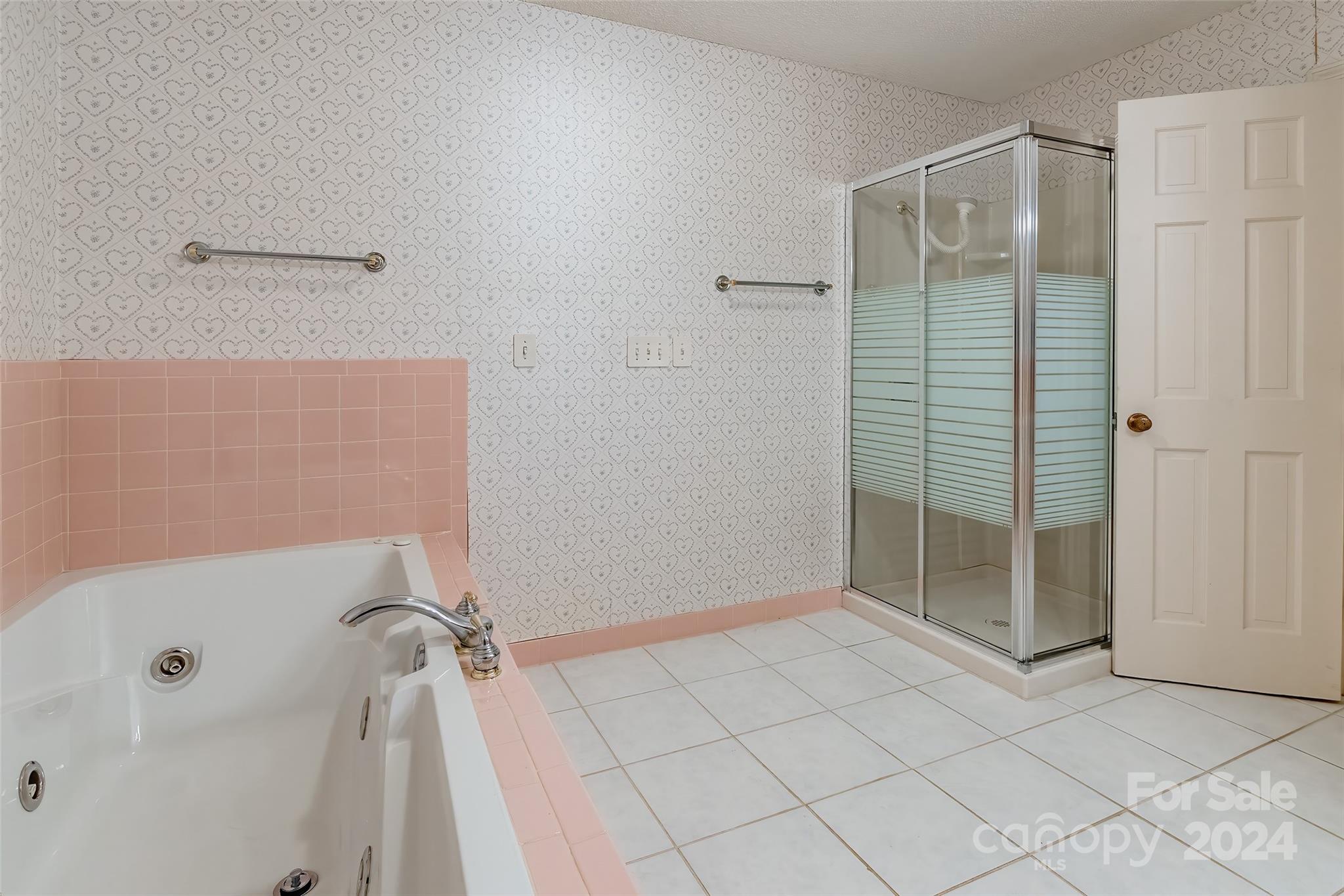 Camelot Woods - Residential