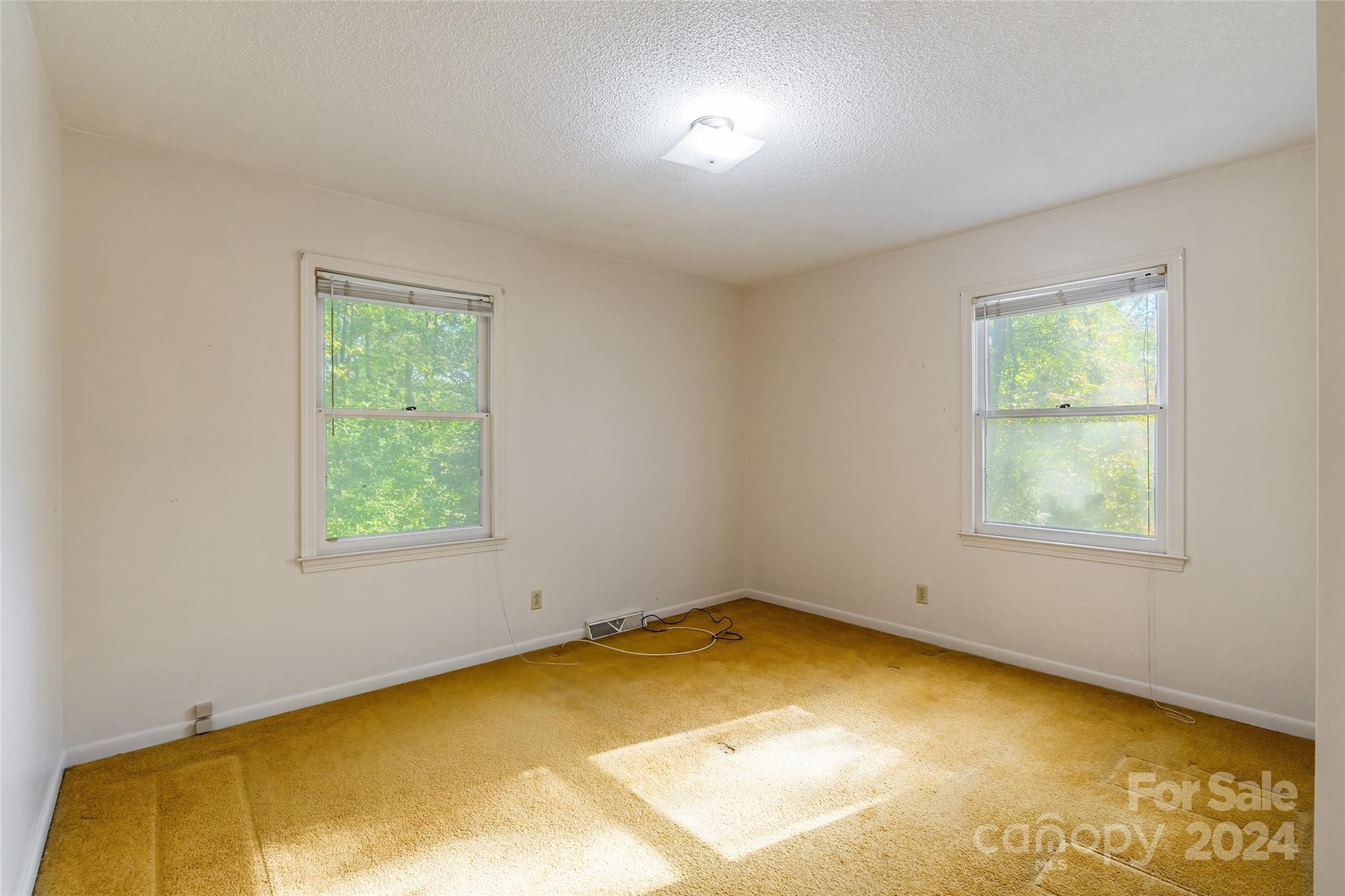 Camelot Woods - Residential