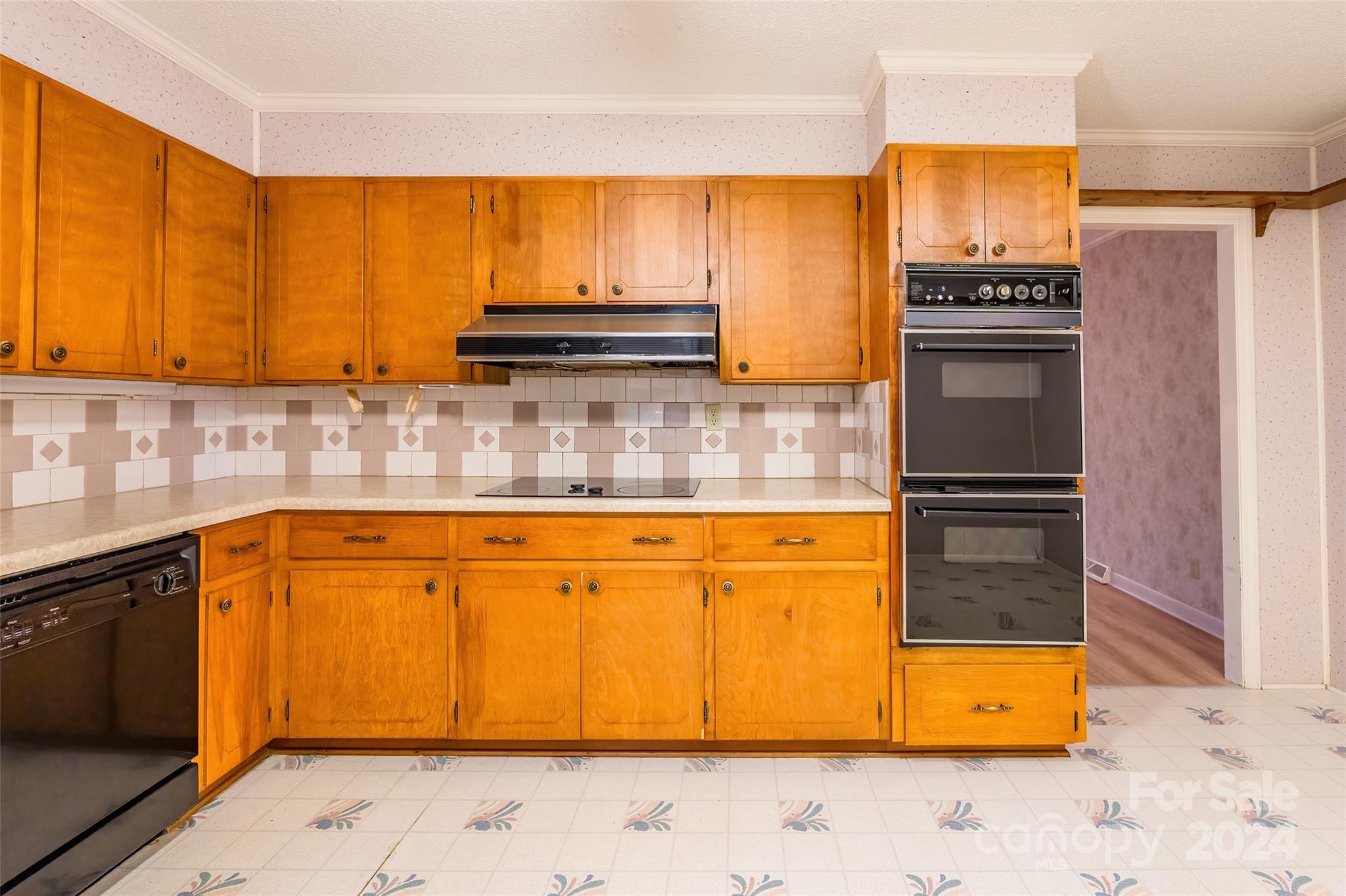 Camelot Woods - Residential