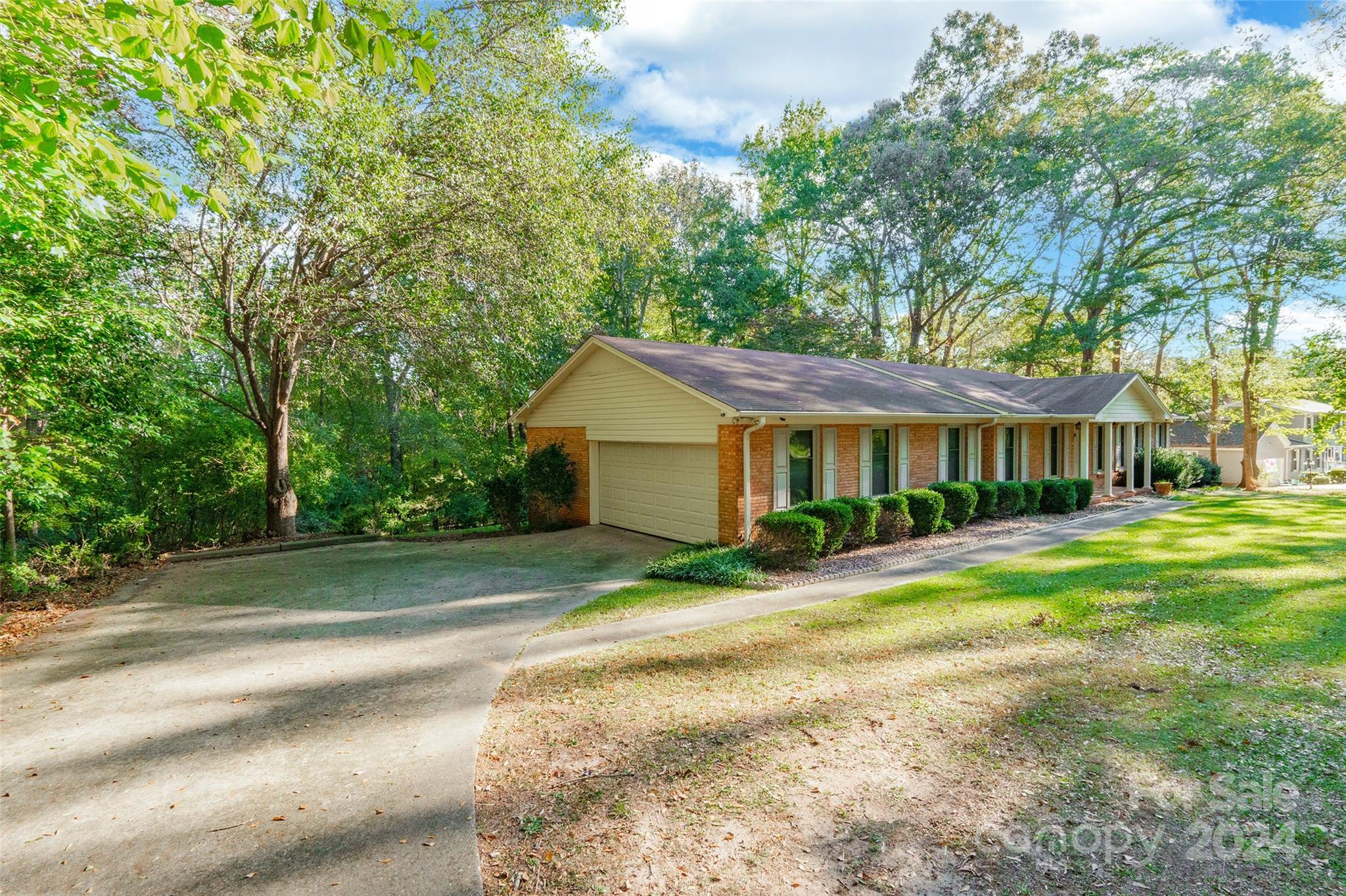 Camelot Woods - Residential