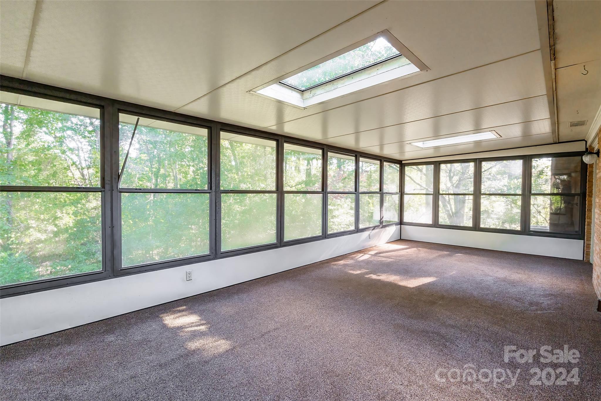 Camelot Woods - Residential