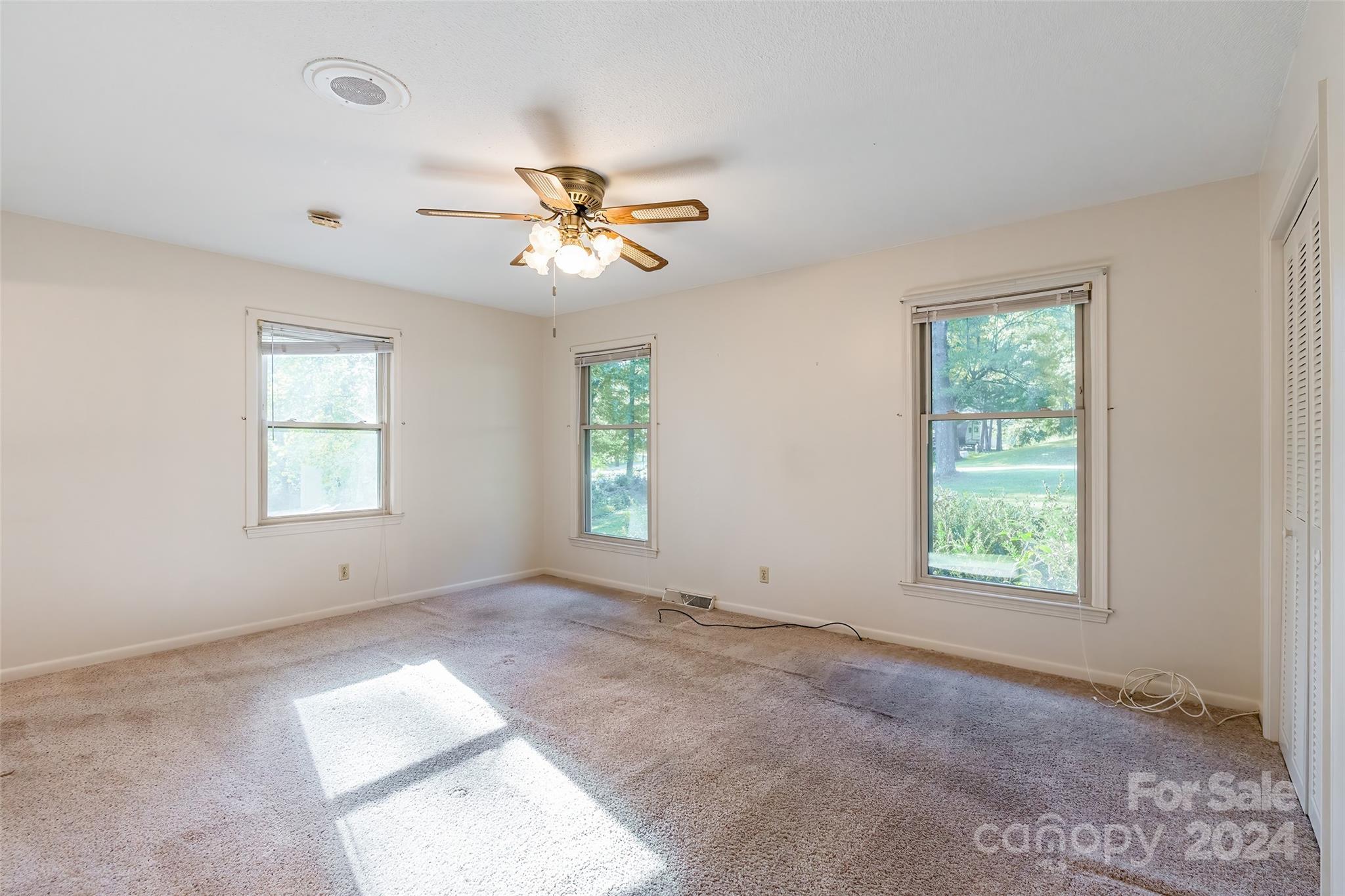 Camelot Woods - Residential