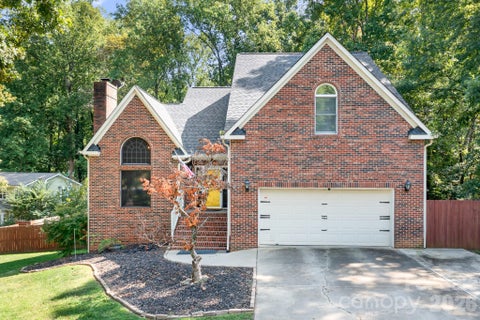 Photo of 665 Millswood Drive, Mooresville, NC 28115 (MLS # 4427514)