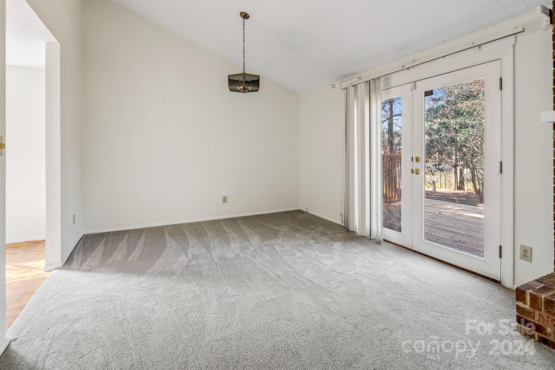 Shadow Lake - Residential