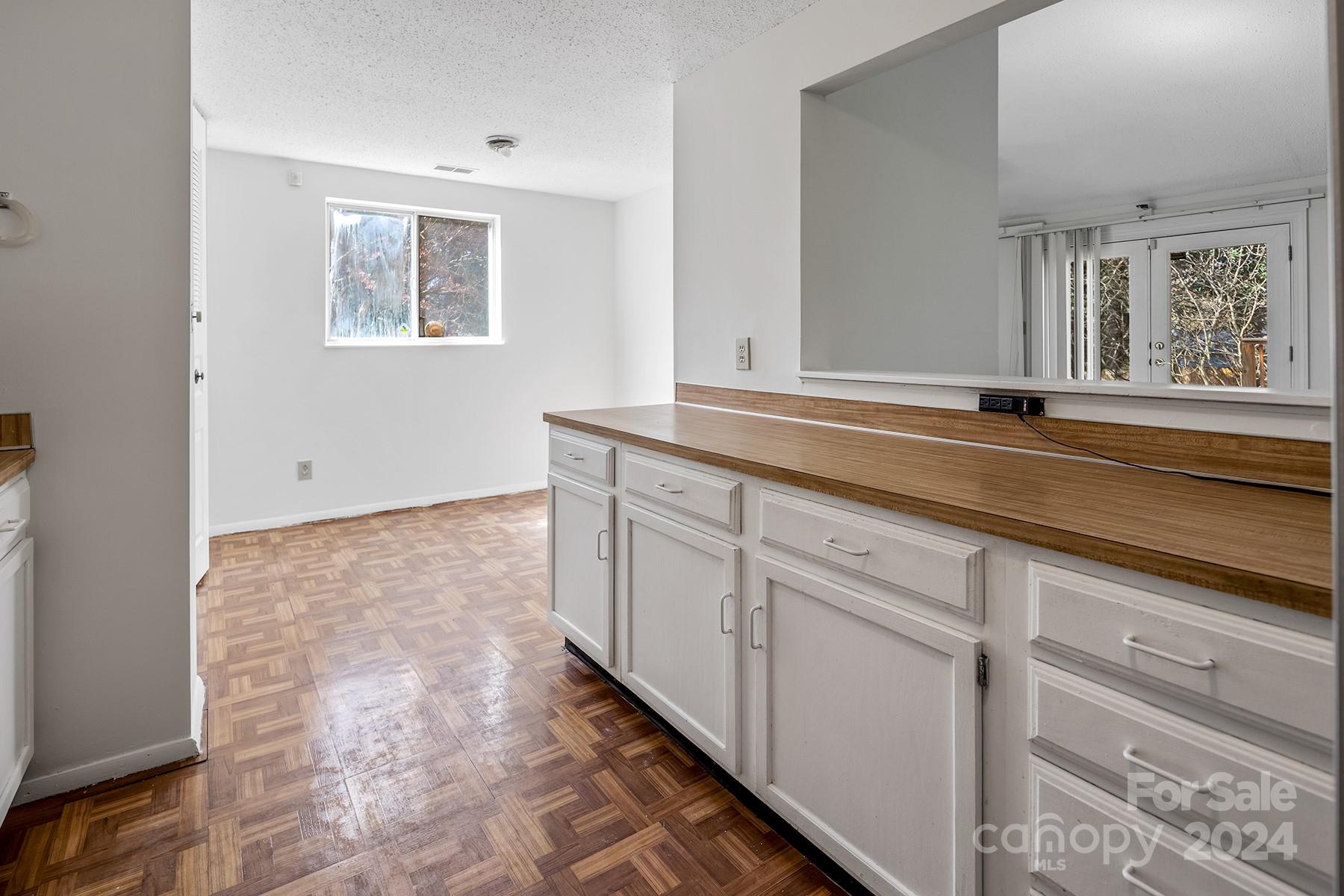Shadow Lake - Residential