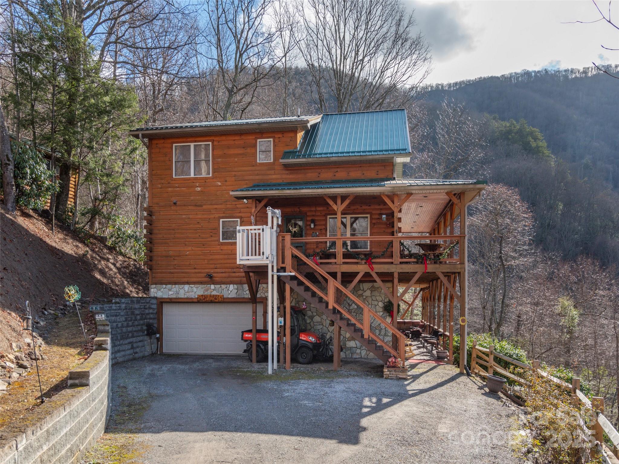 Maggie Overlook - Residential