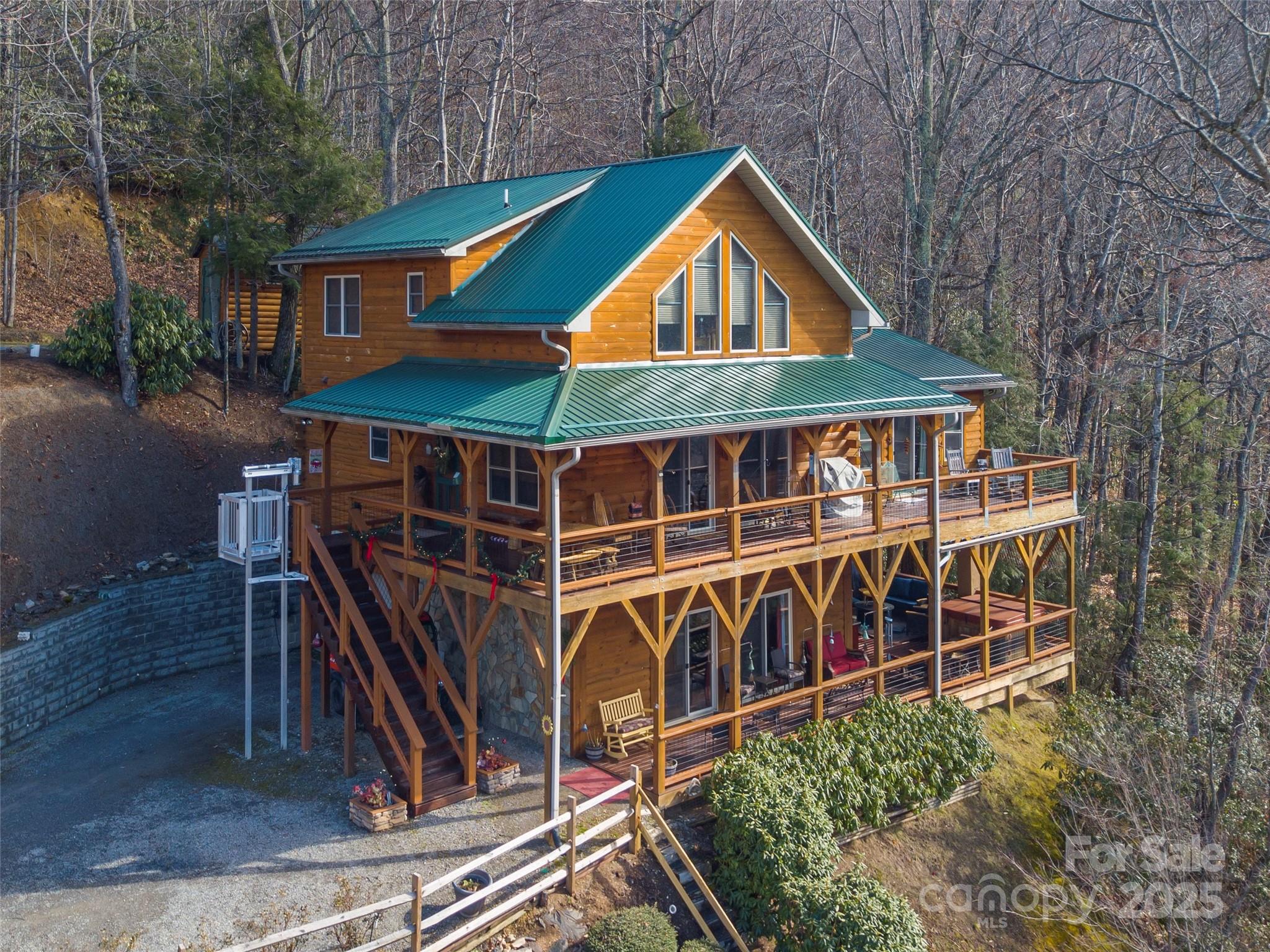 Maggie Overlook - Residential