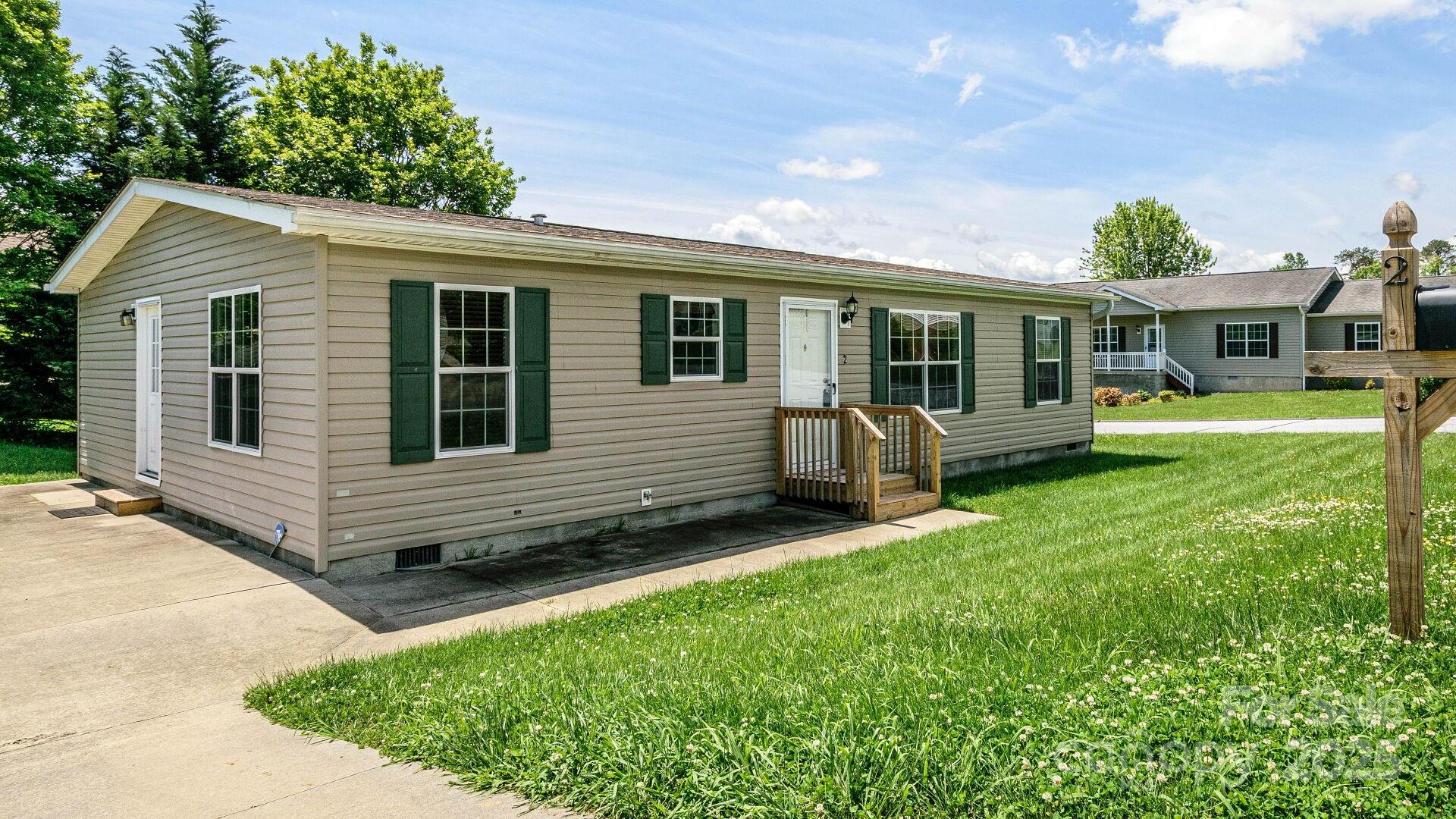 2 N Frederick Lane