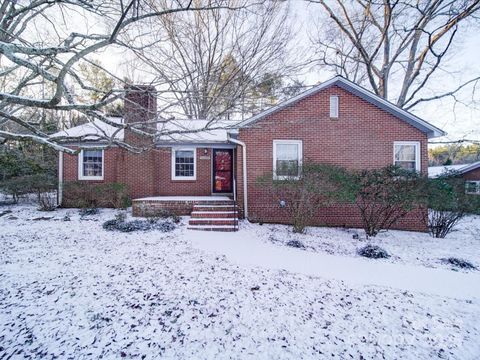 A home in Misenheimer