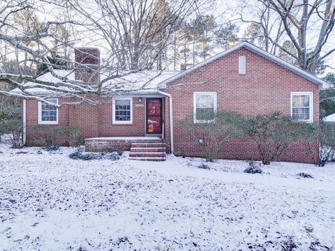 A home in Misenheimer