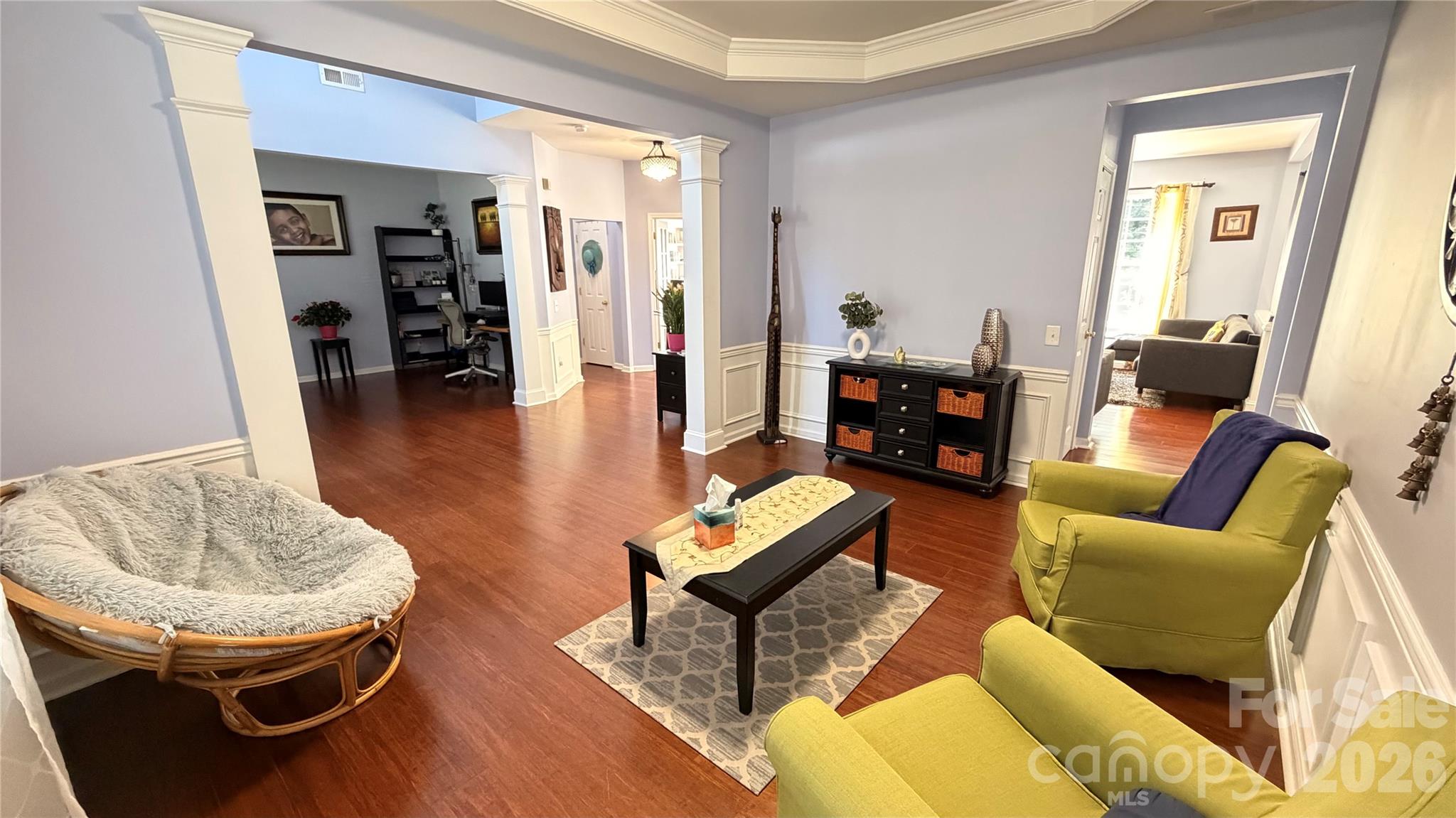 9542 Oswald Lane
