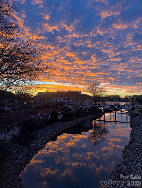 18009 Kings Point Drive R Cornelius NC 28031