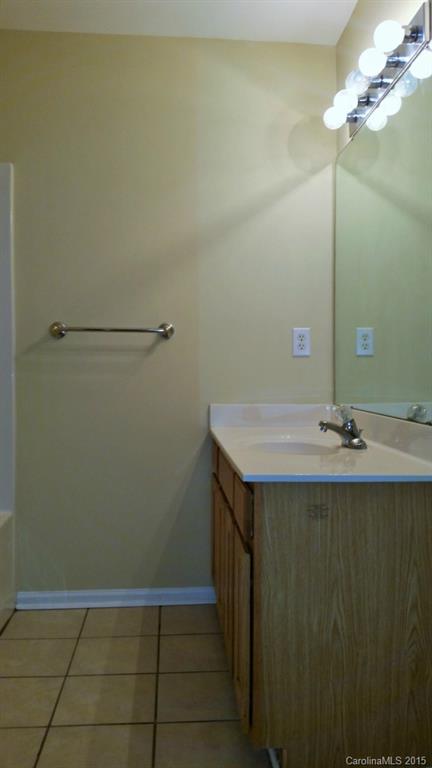 Michaels Landing - Residential Lease