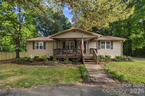 Photo of 7316 Neal Road, Charlotte, NC 28262 (MLS # 4422857)