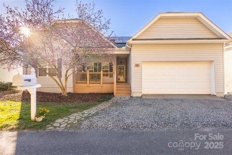 Photo for 77 Stratford Place