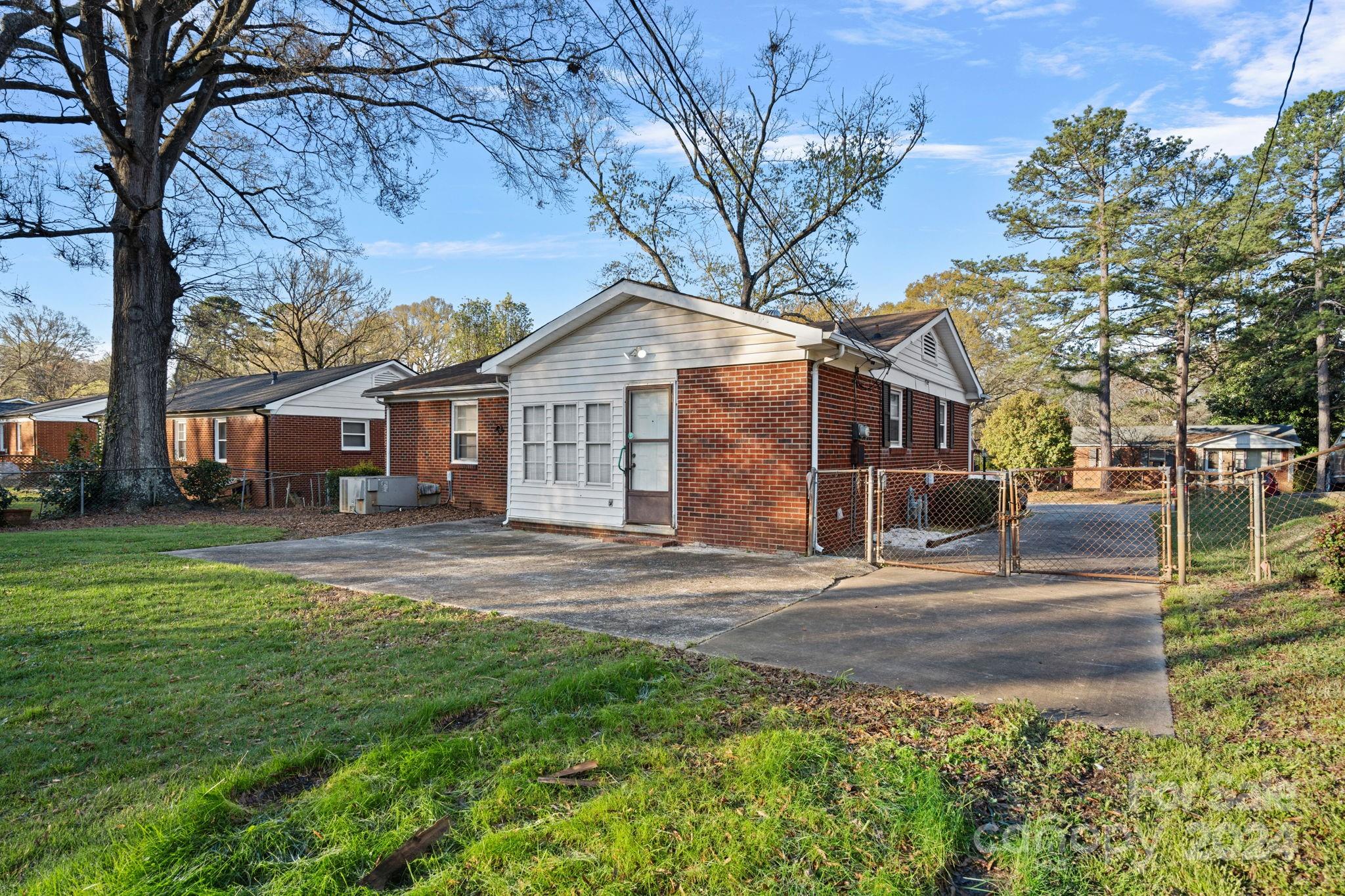 Westerly Hills - Residential