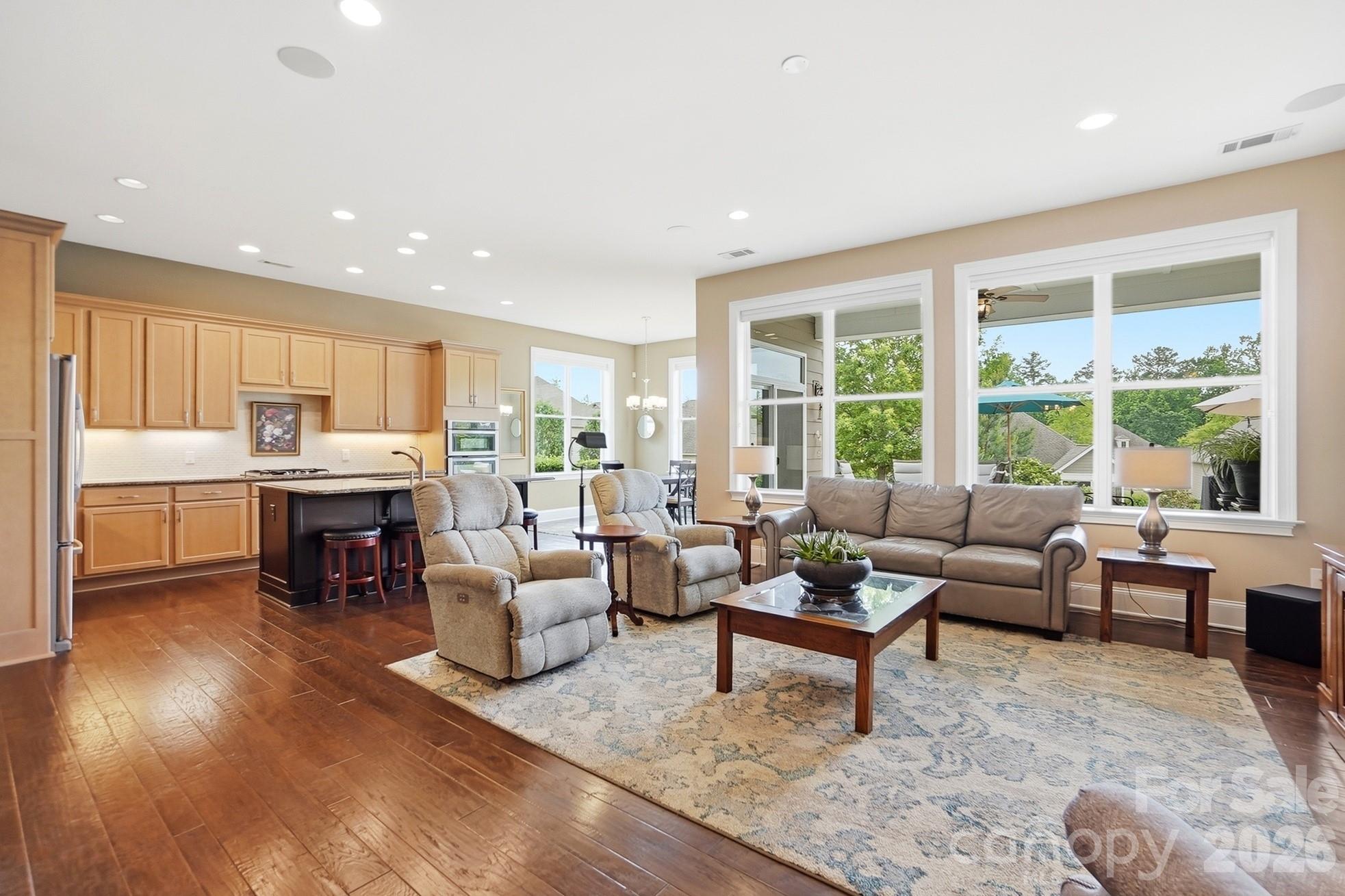 Regency at Palisades - Residential