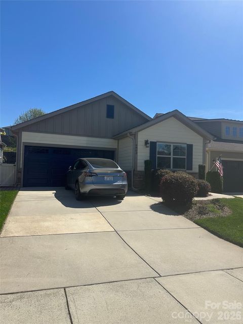 Photo of 4803 Looking Glass Trail, Denver, NC 28037 (MLS # 4370285)