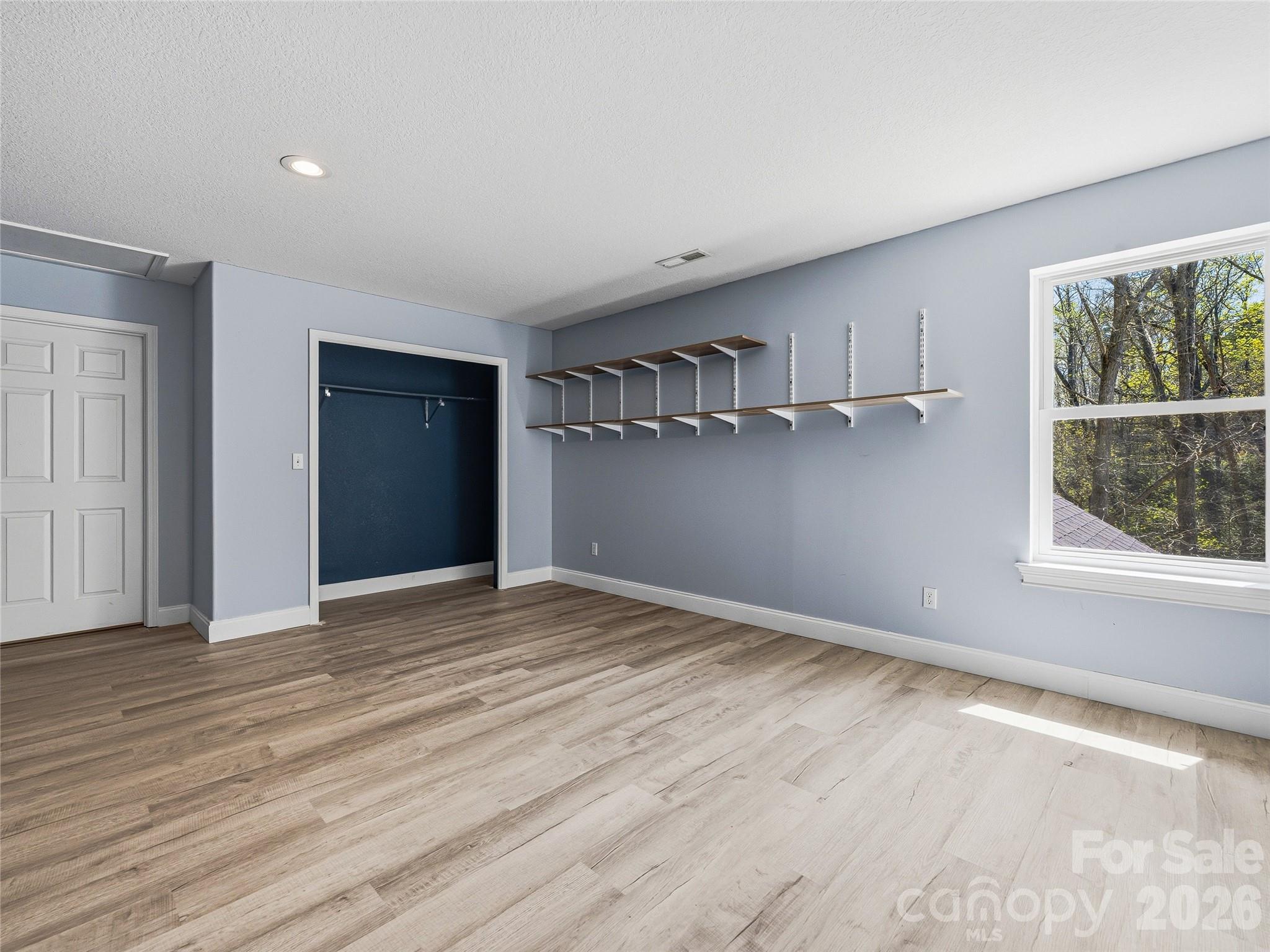 Red Fox - Residential