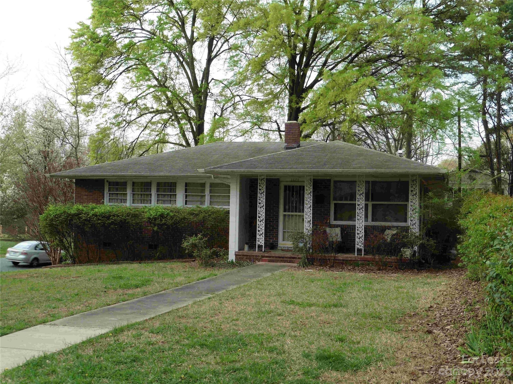 Mccrorey Heights - Residential Lease