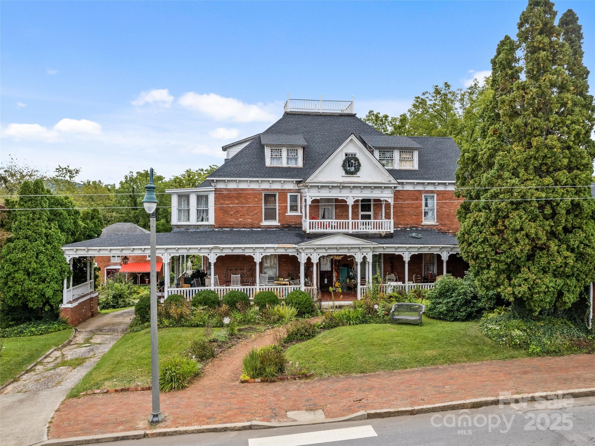 123 S Main Street