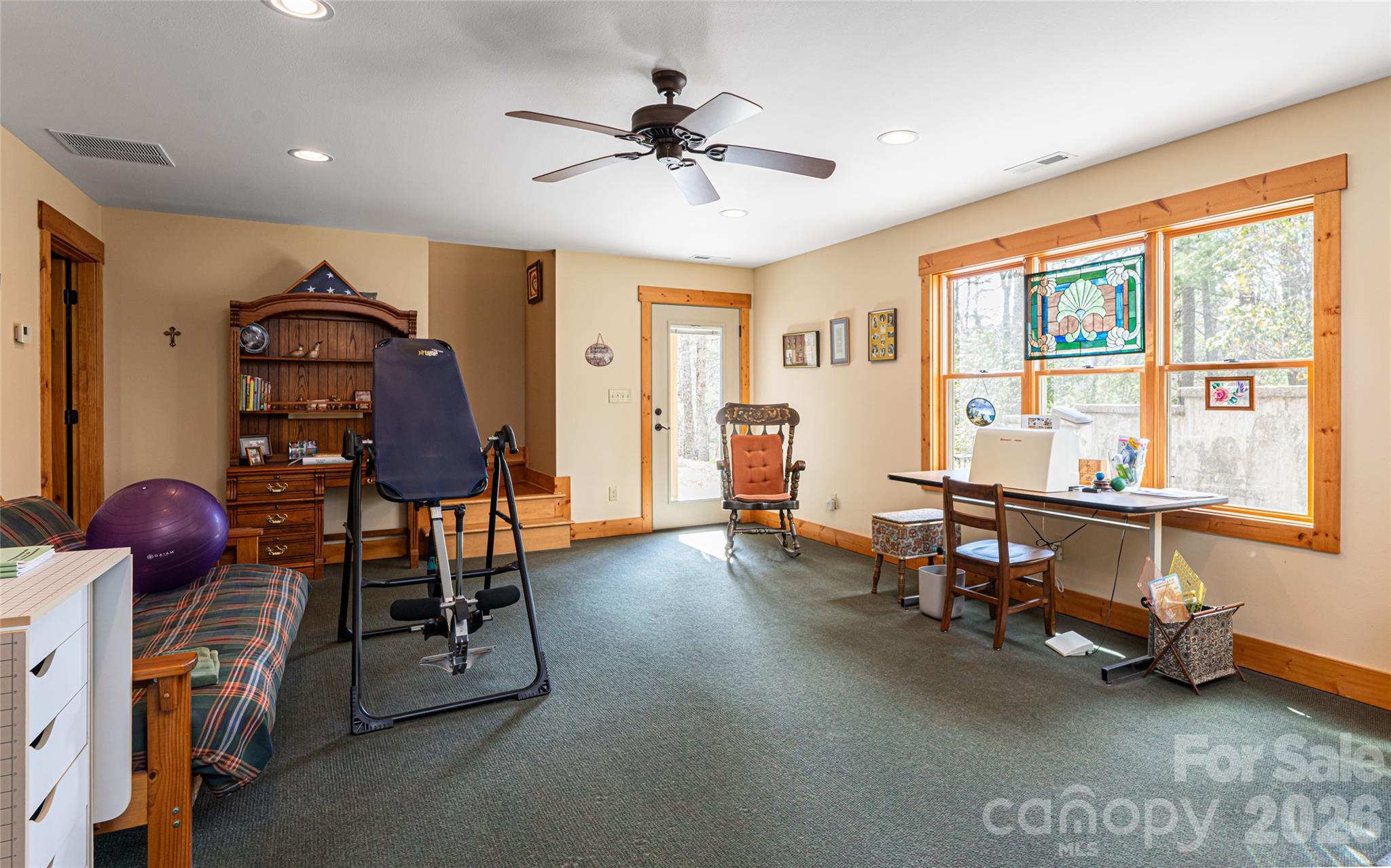 Pinnacle Falls - Residential