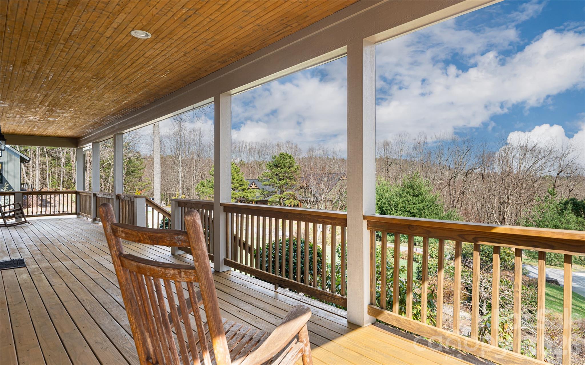 Pinnacle Falls - Residential