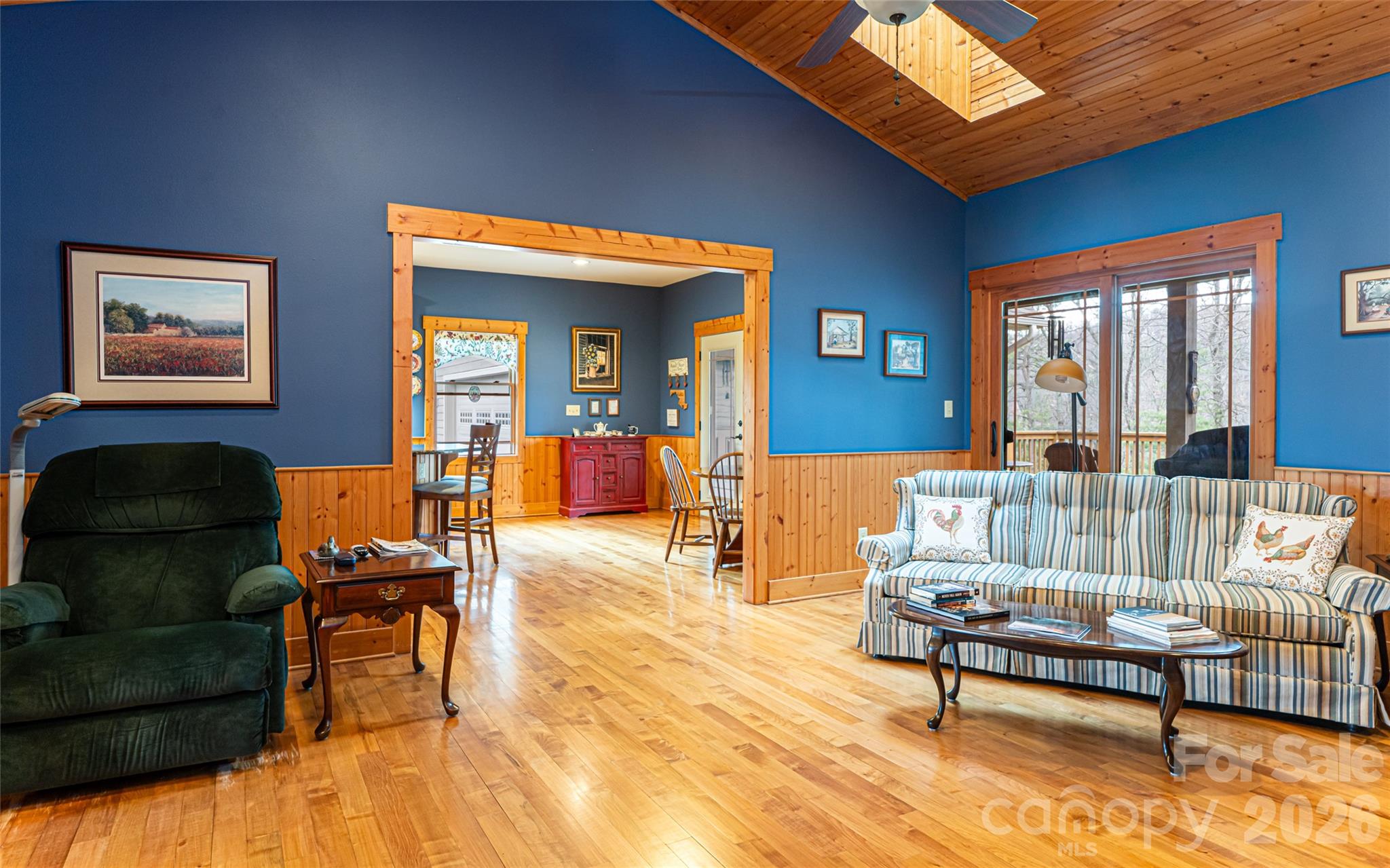 Pinnacle Falls - Residential