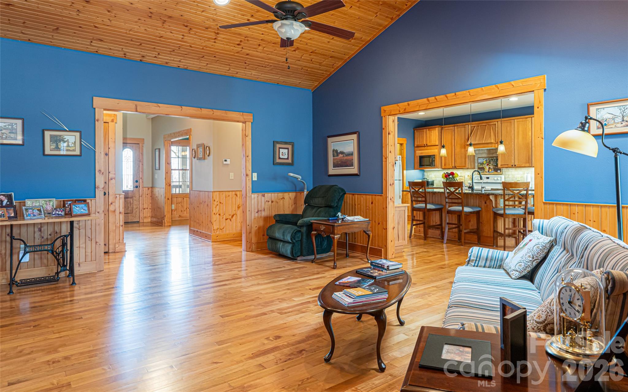 Pinnacle Falls - Residential