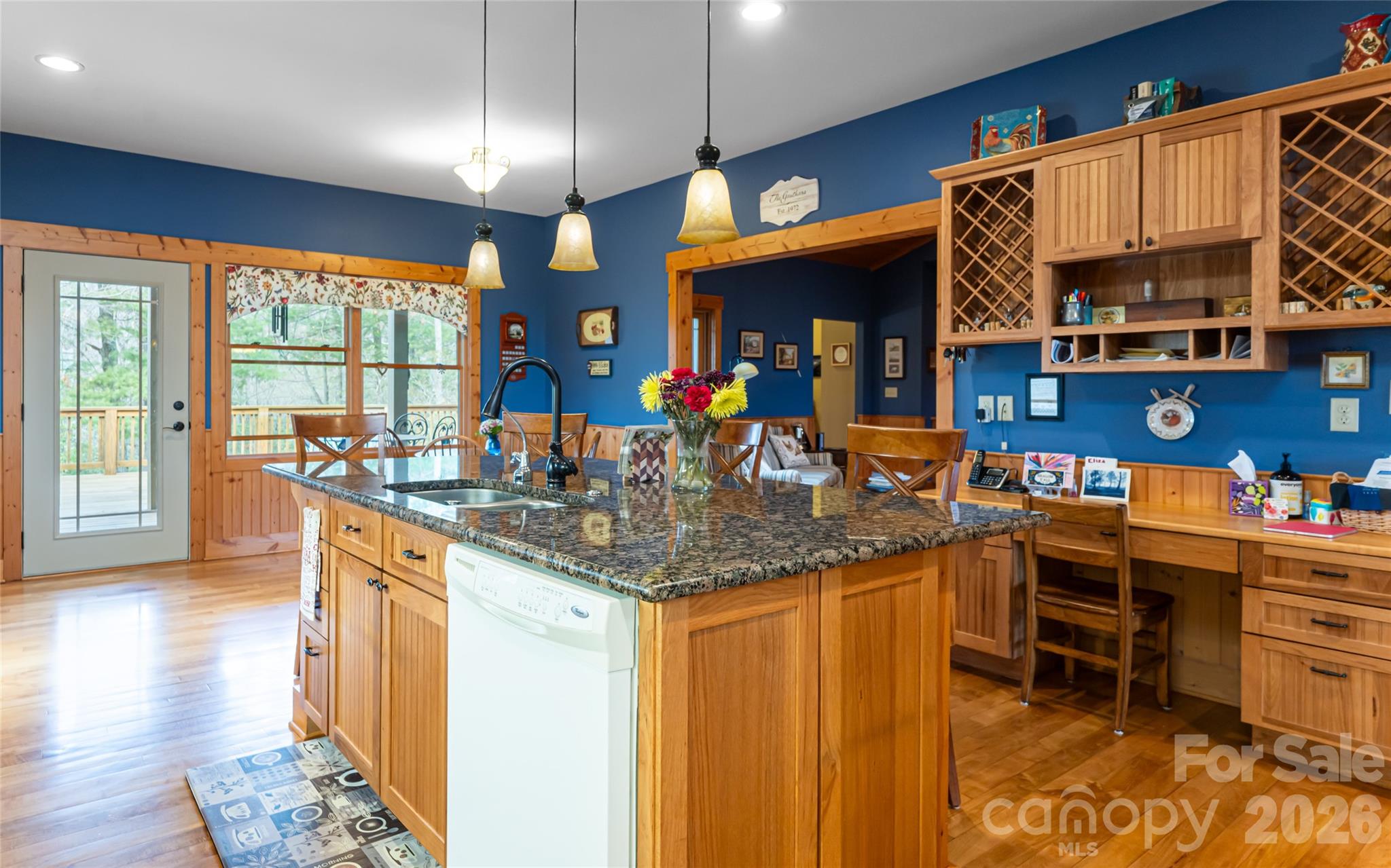 Pinnacle Falls - Residential