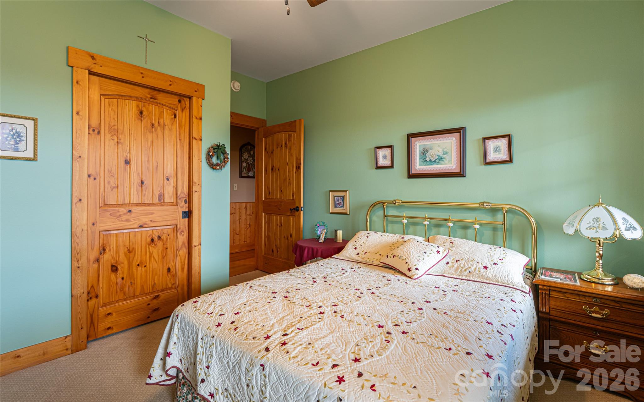 Pinnacle Falls - Residential