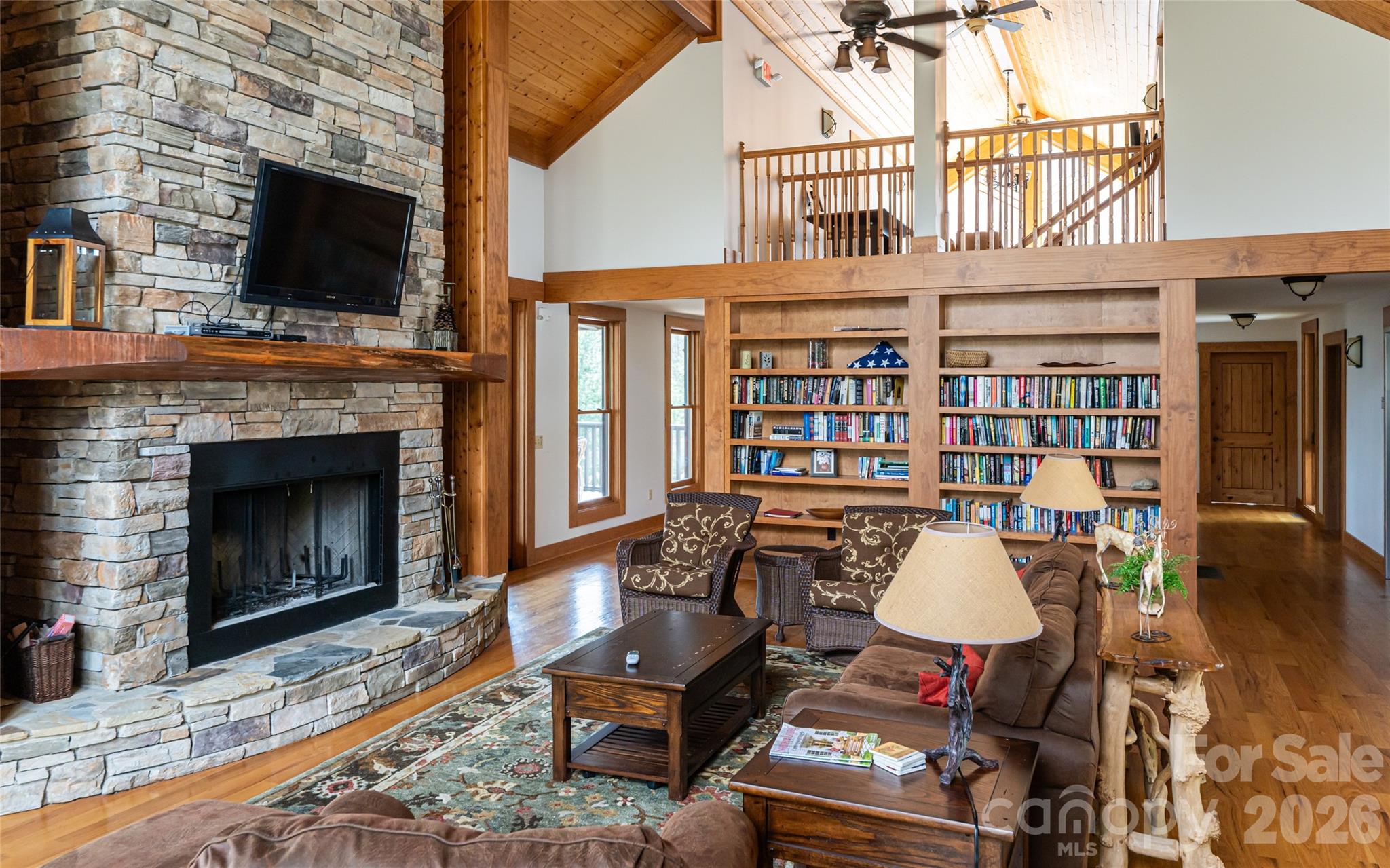 Pinnacle Falls - Residential