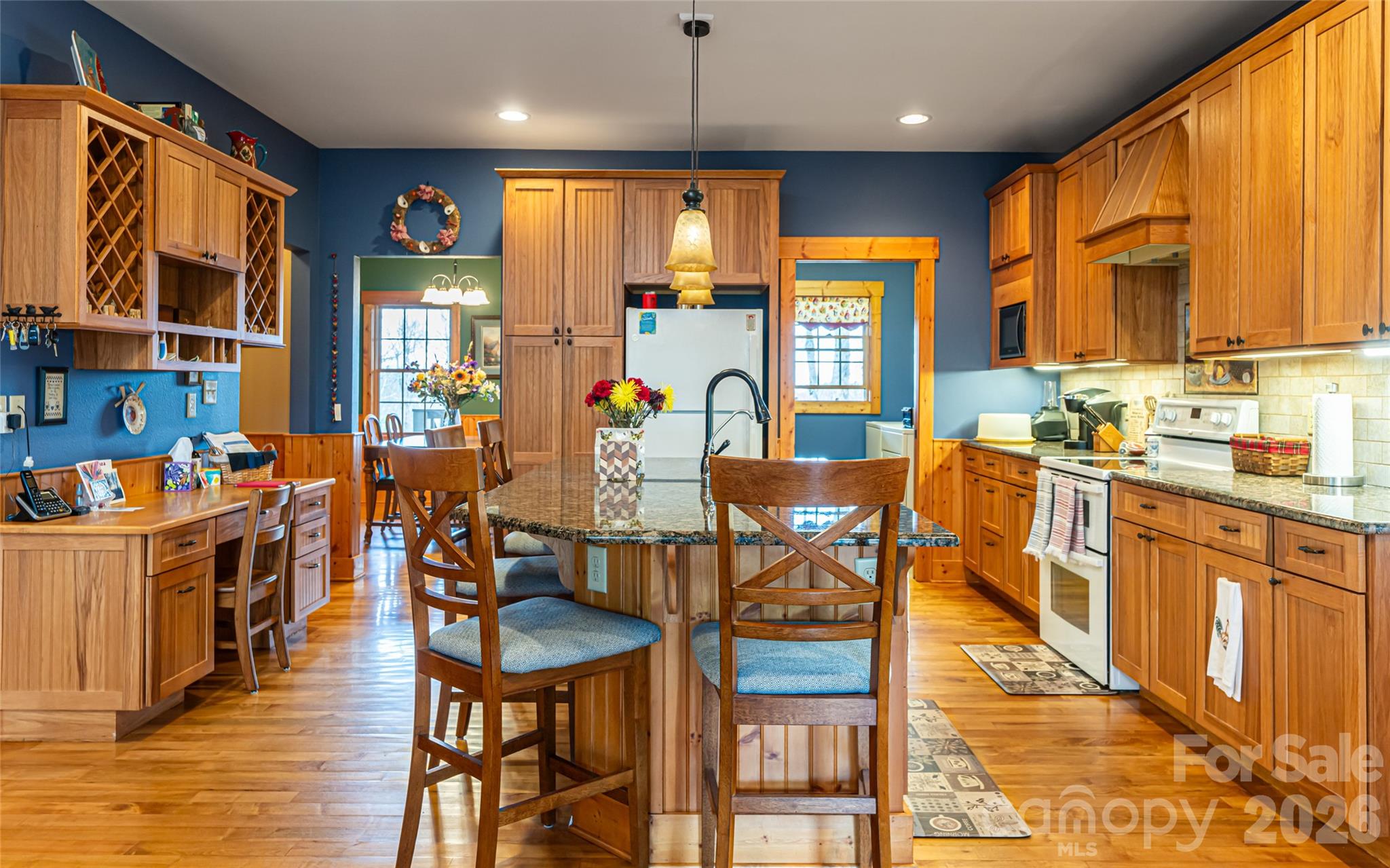 Pinnacle Falls - Residential