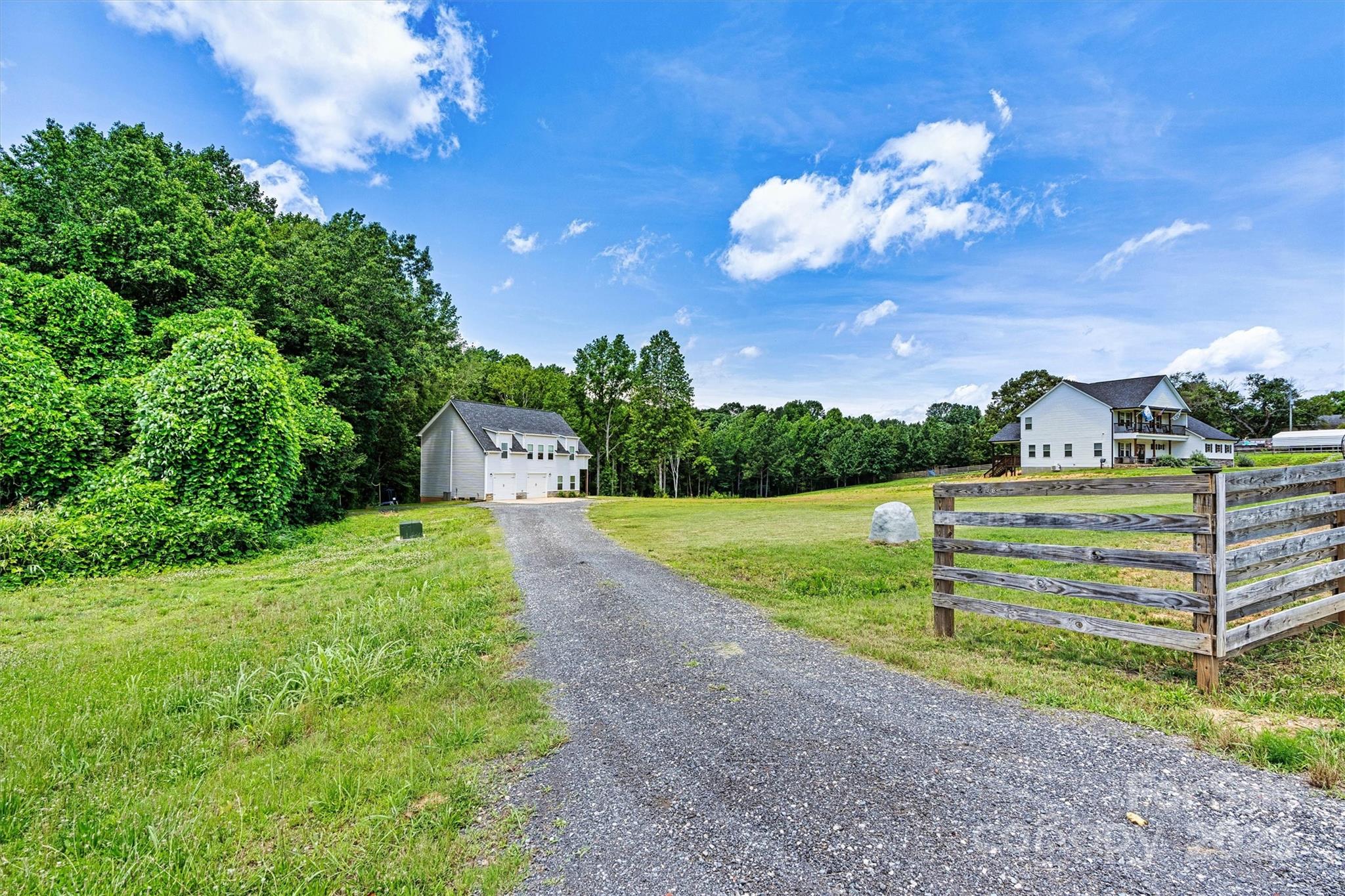 237 Mariposa Road