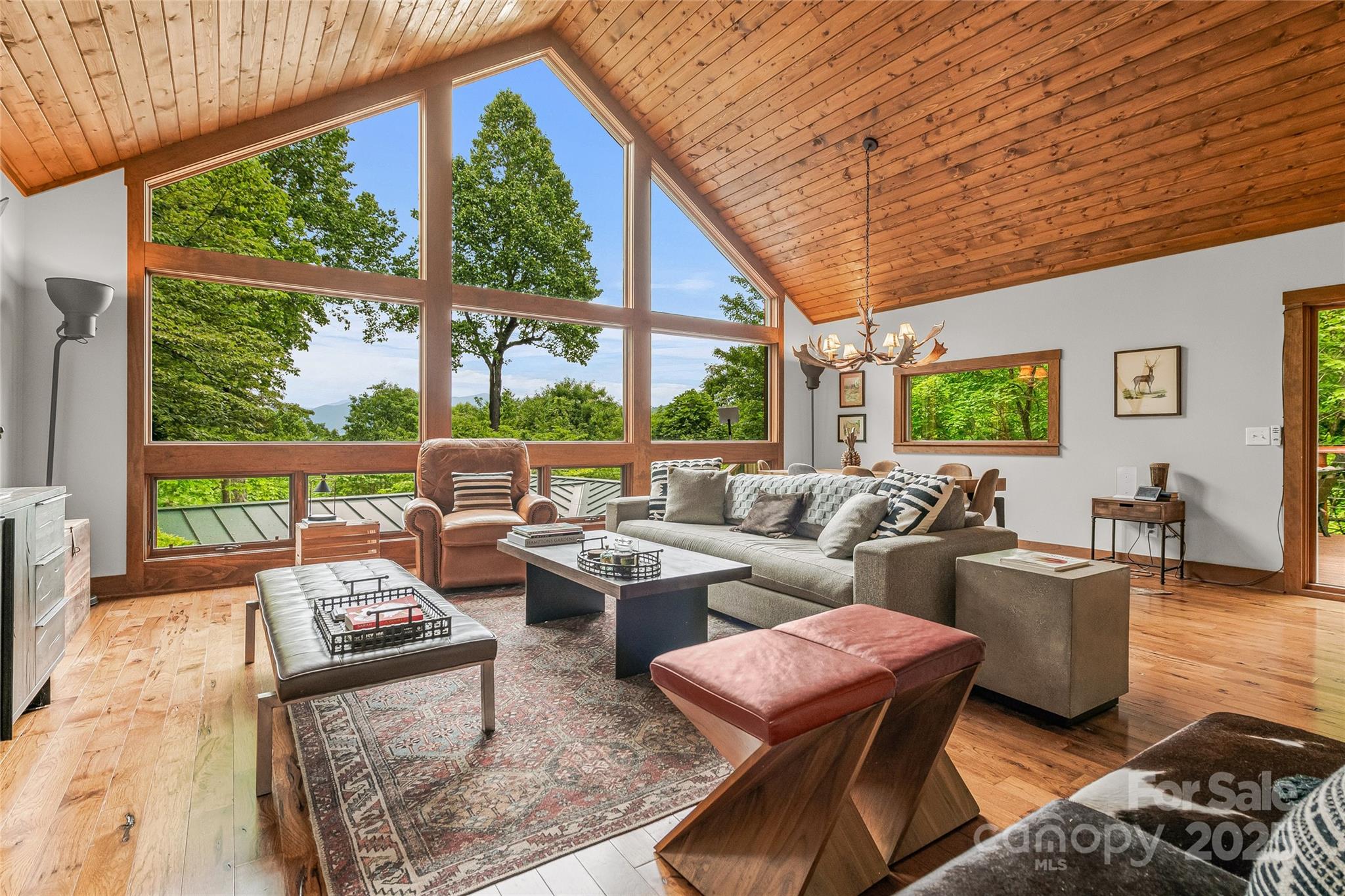 18 Hummingbird Hill
