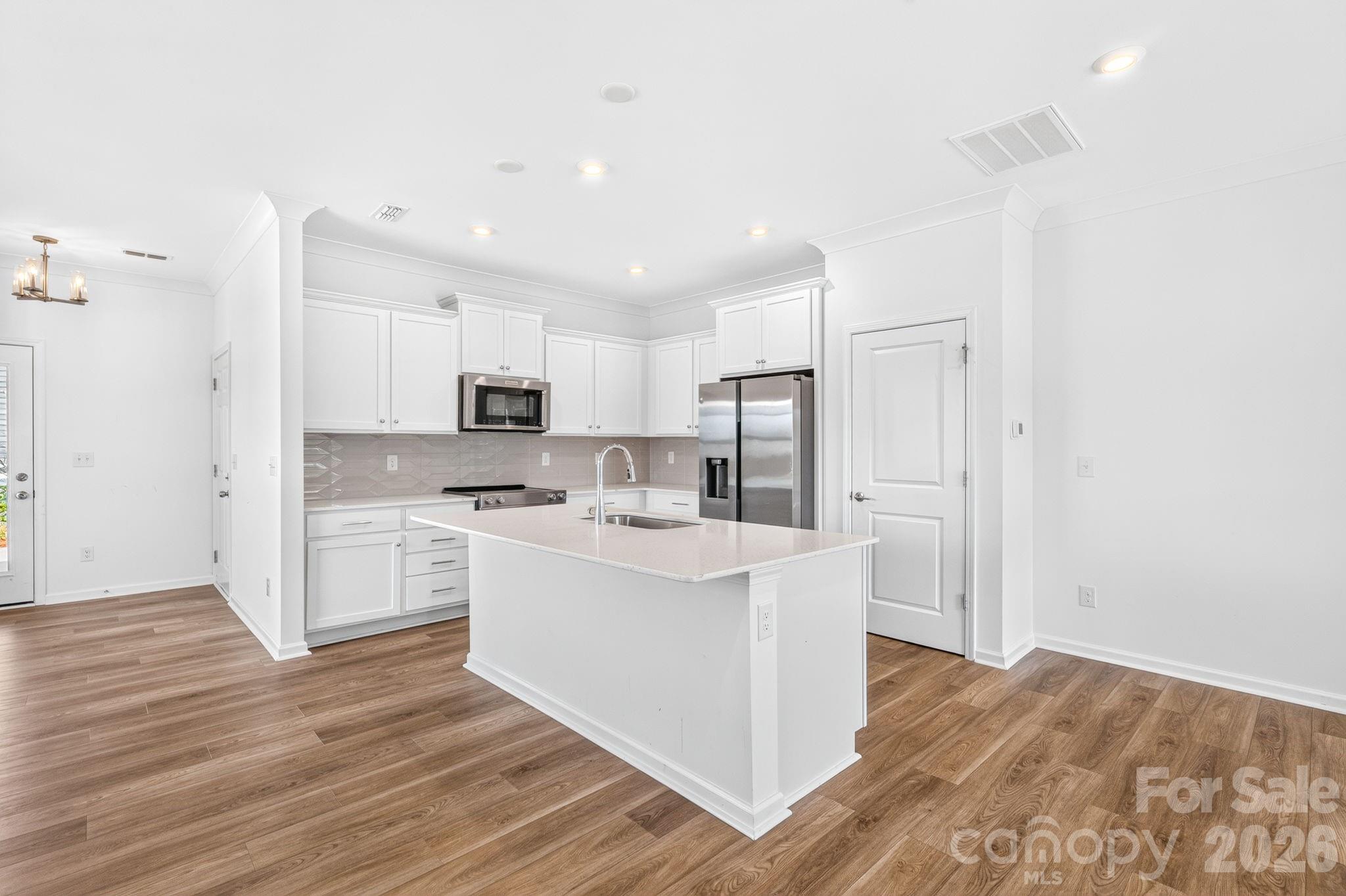 1814 Saint Louis Alley NW