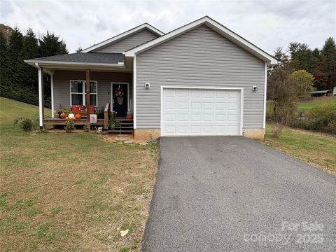 10 Scarlett Ridge Drive Marshall NC 28753