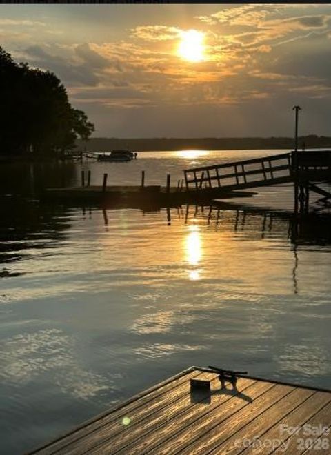 1186 Riverwood Drive Lexington NC 27292