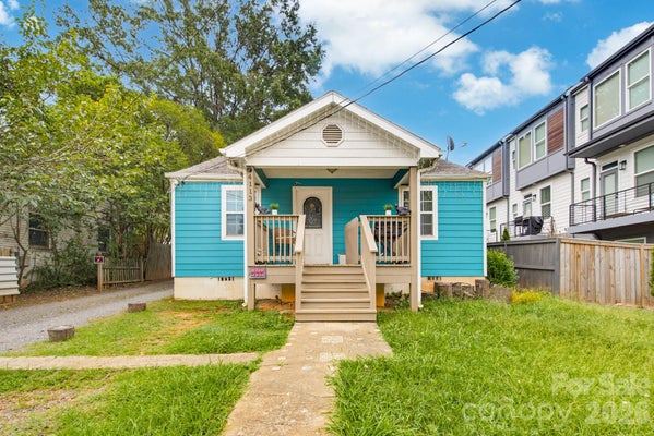 4113 S TRYON ST, CHARLOTTE, NC 28217 - Image b4499a352fa6d49d58fcfbf8e15143bf/439336695