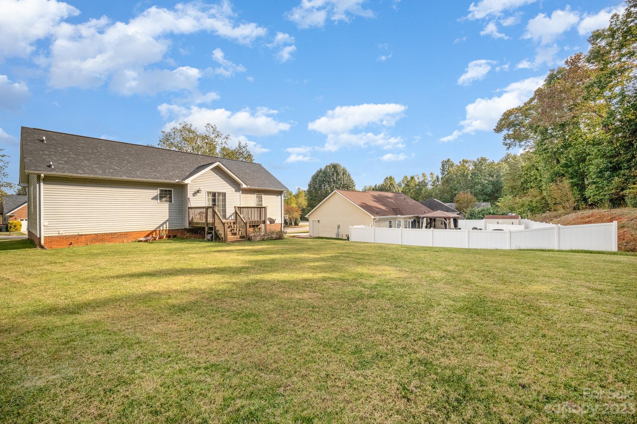 Pipers Ridge - Residential