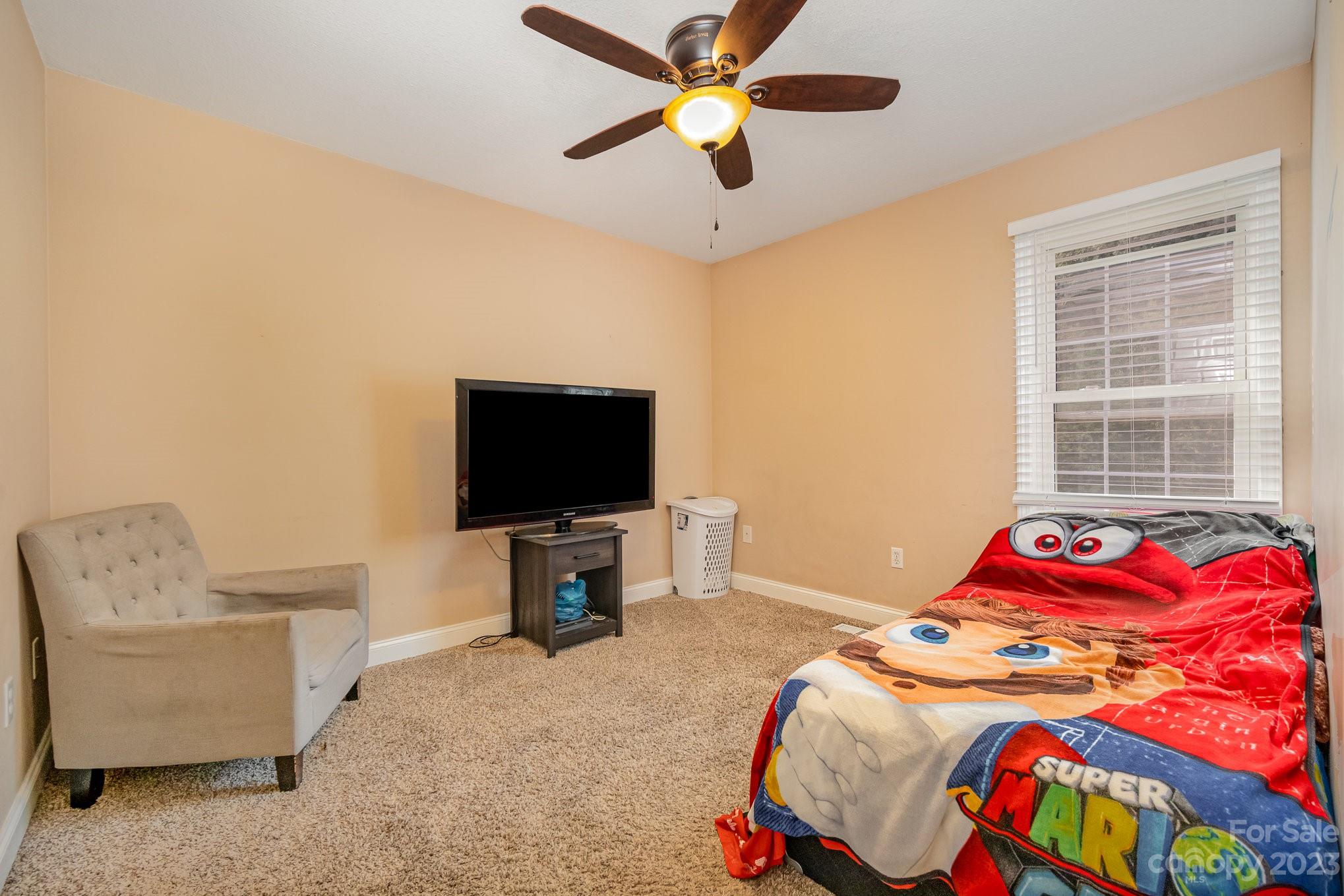 Pipers Ridge - Residential