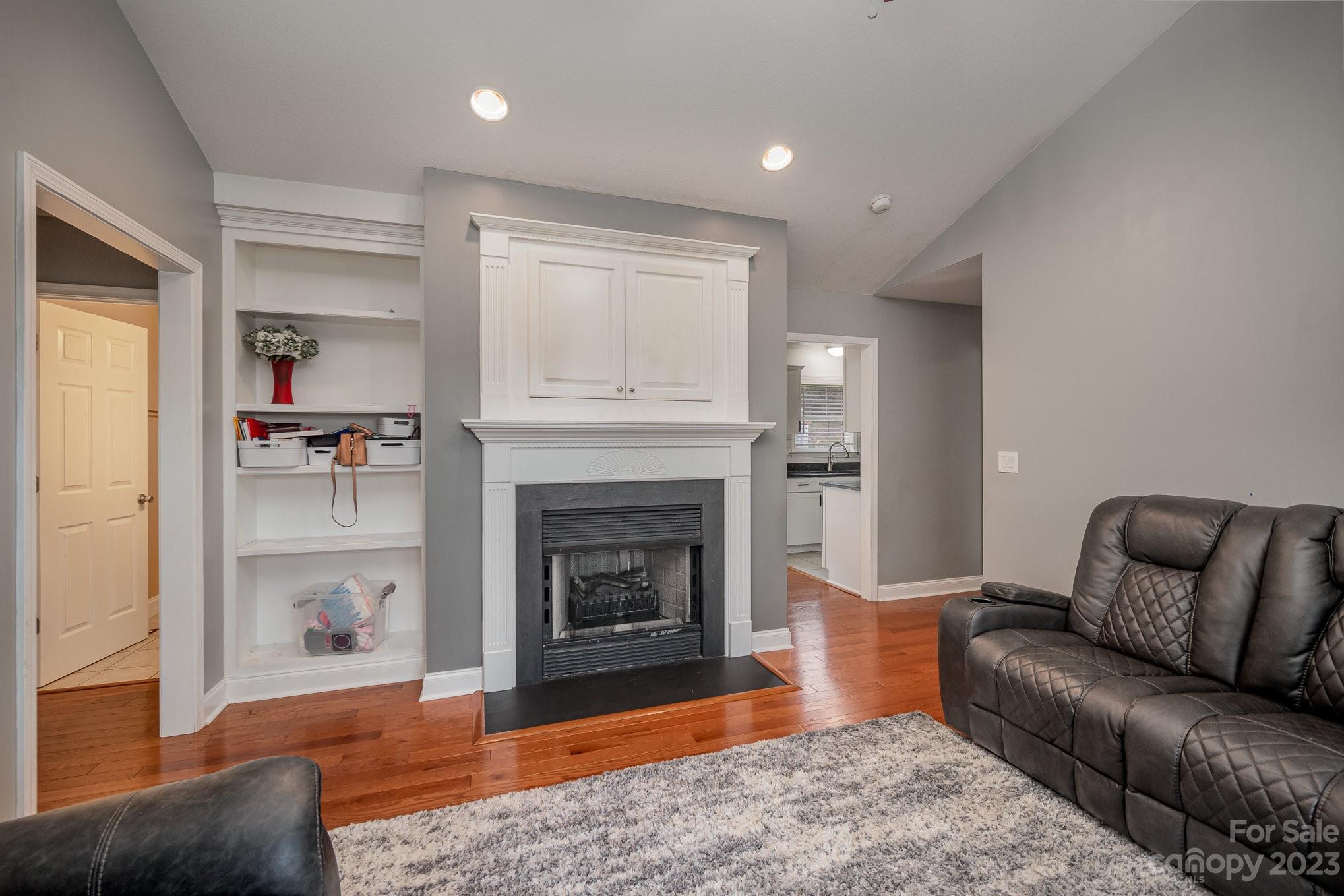 Pipers Ridge - Residential