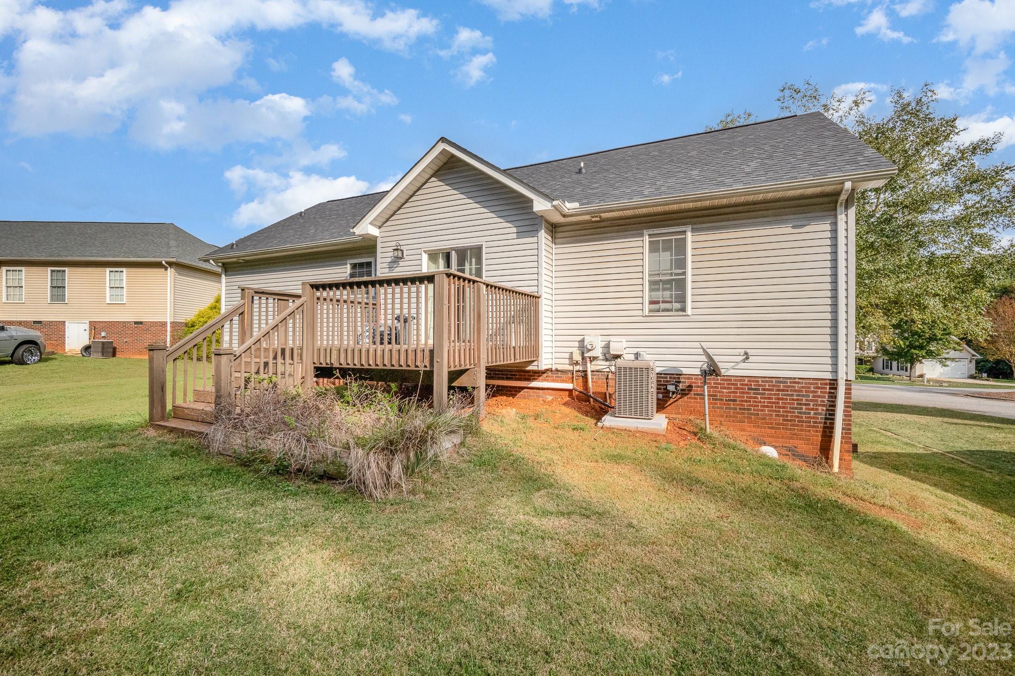 Pipers Ridge - Residential