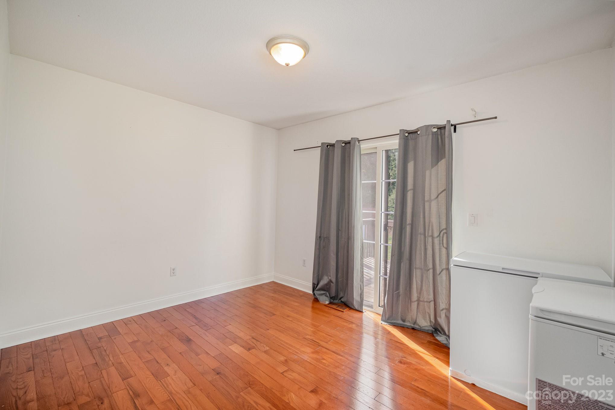 Pipers Ridge - Residential