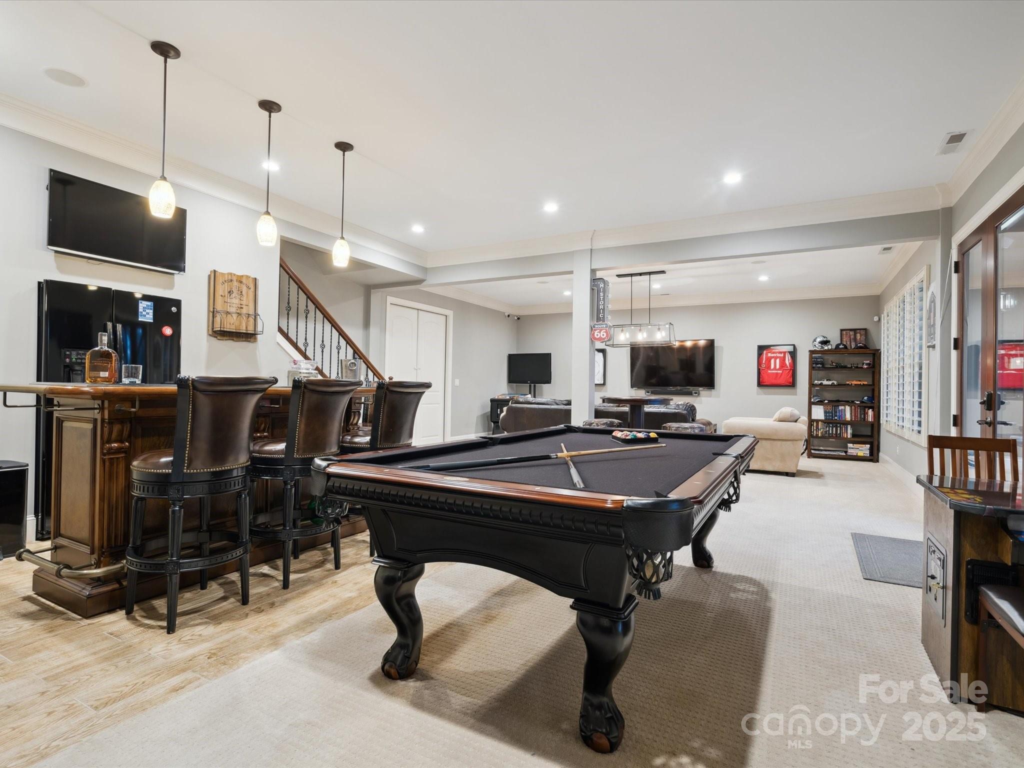 Barber Rock - Residential