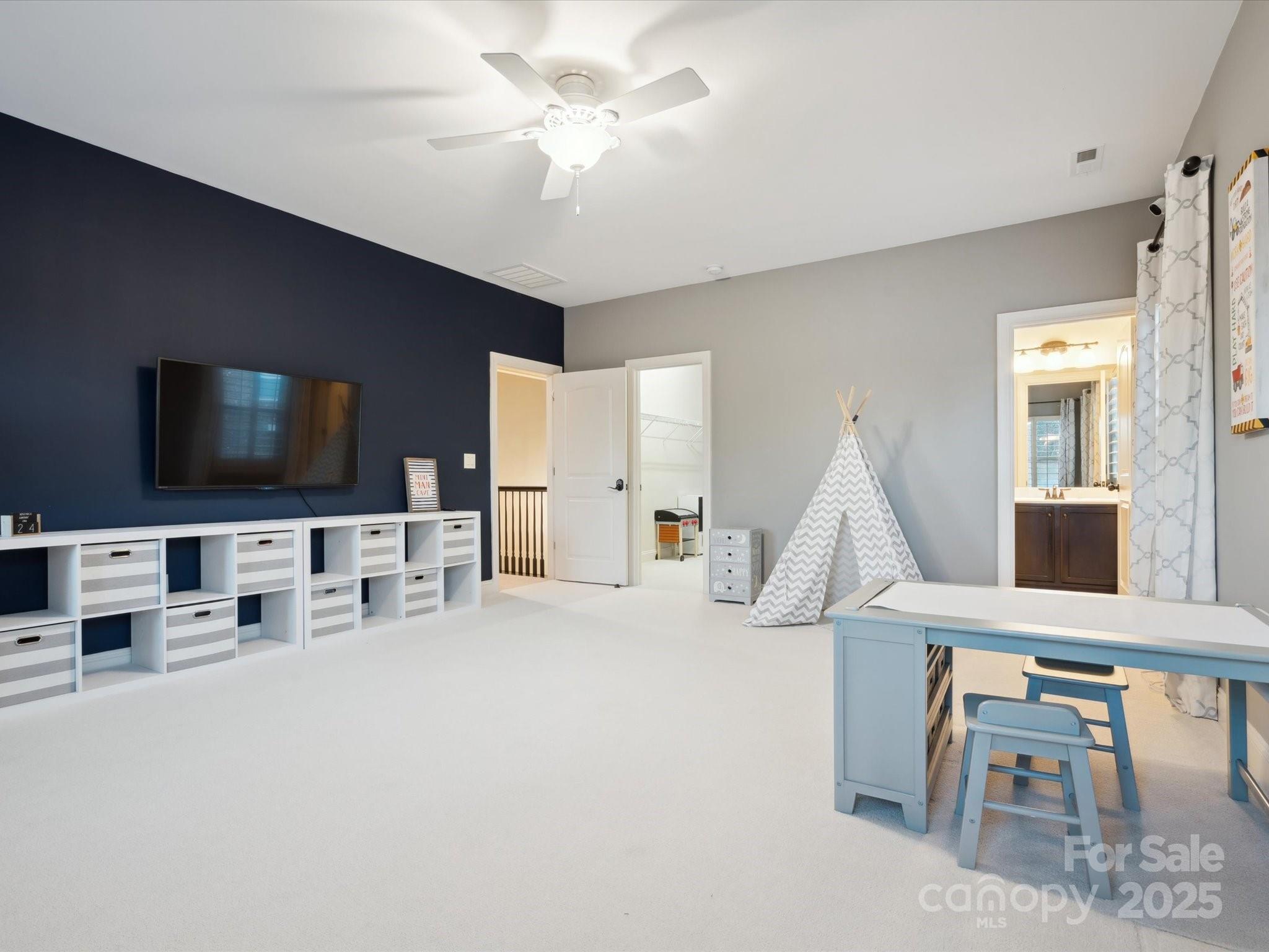 Barber Rock - Residential